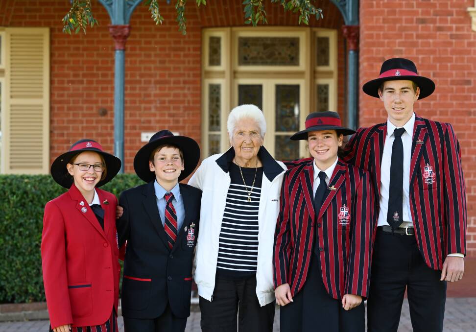 Calrossy Anglican School house captains Charlotte MacGillivray and Jeremy Scott, with Australian Olympic legend Dawn Fraser, and school captains Olivia Coombes and Tom Aiken. Picture by Gareth Gardner