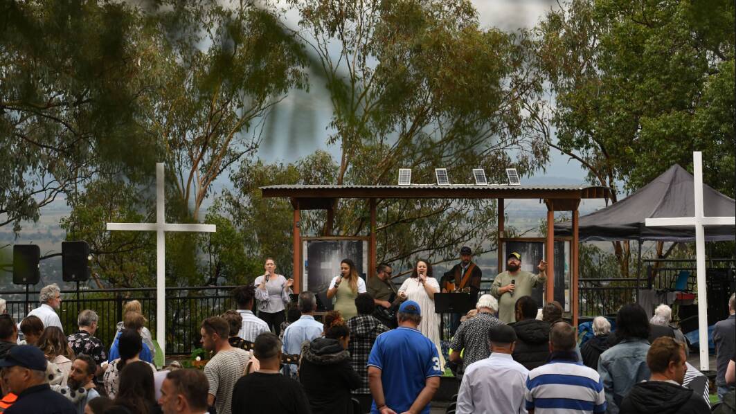 Tamworth community is invited to join The Chappel's annual Good Friday service at Oxley Lookout. Picture by Gareth Gardner
