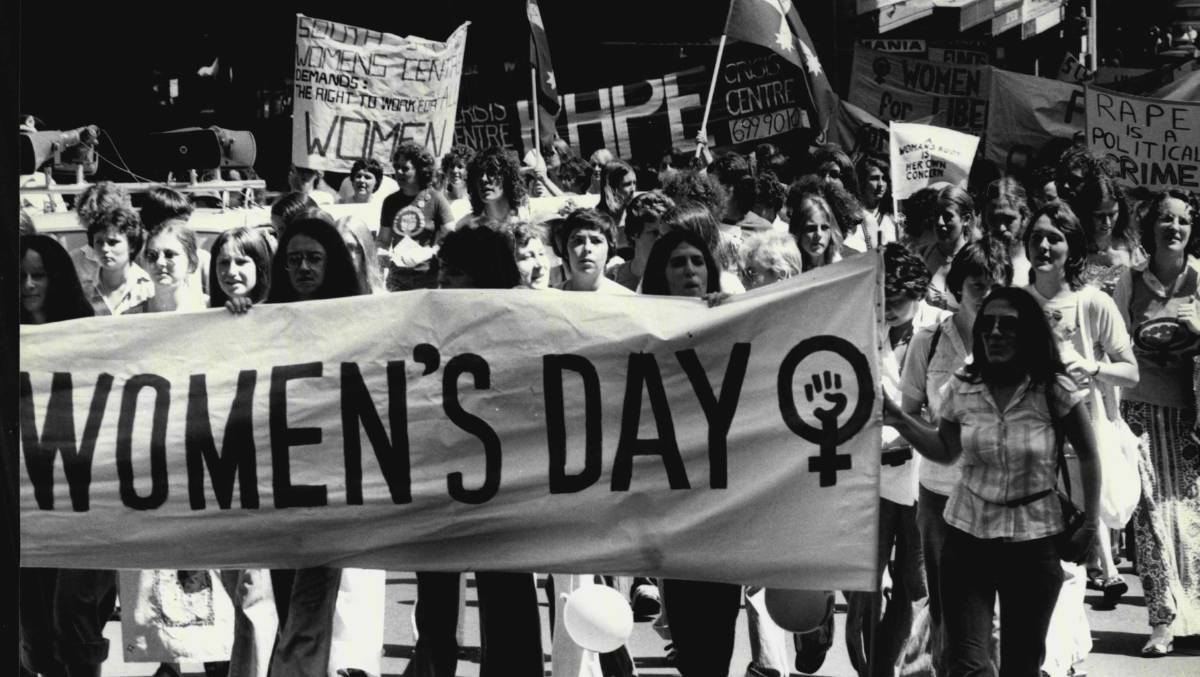 FLASHBACK: Around 3000 women march through Sydney streets in 1977 for International Women's Day. Photo: FILE.
