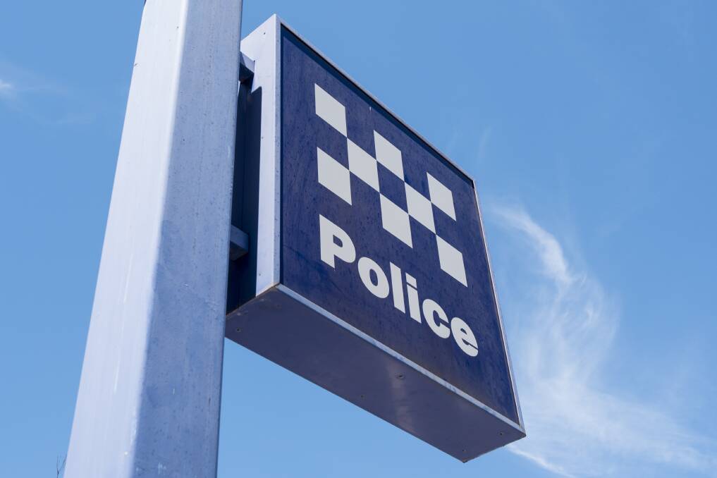 Police hunt alcohol thieves