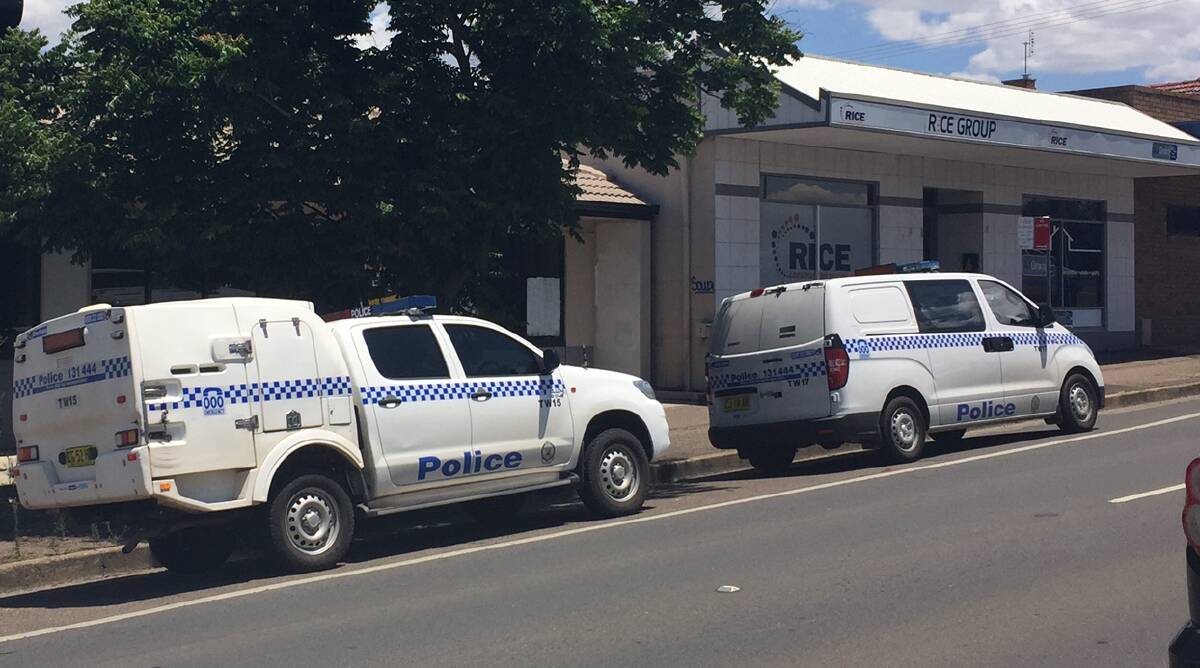 Crime scene: Tamworth police at the scene of a suspected shot fired into a Bridge St business. Photos: Breanna Chillingworth 