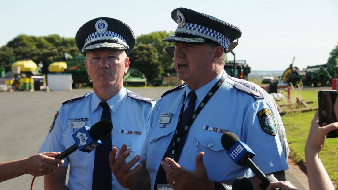 Blue line boost: NSW Police Commissioner Mick Fuller and Western Region Commander and Assistant Commissioner Geoff McKechnie in Dubbo on Thursday. Photo: Paige WIlliams