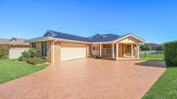 Expansive family home in Hillvue sure to impress purchaser seeking space