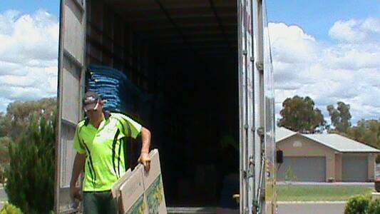 PACKING UP: PMH Removals can book furniture removals of all sizes: single item ebay purchases, interstate work transfers, small apartments and units.