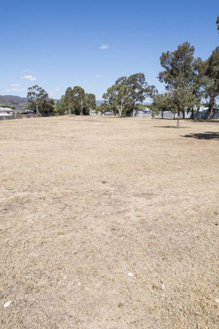 The parcel of land on the south side of Hillvue road which both TAMS and the West Tamworth Fire and Rescue have taken an interest in.