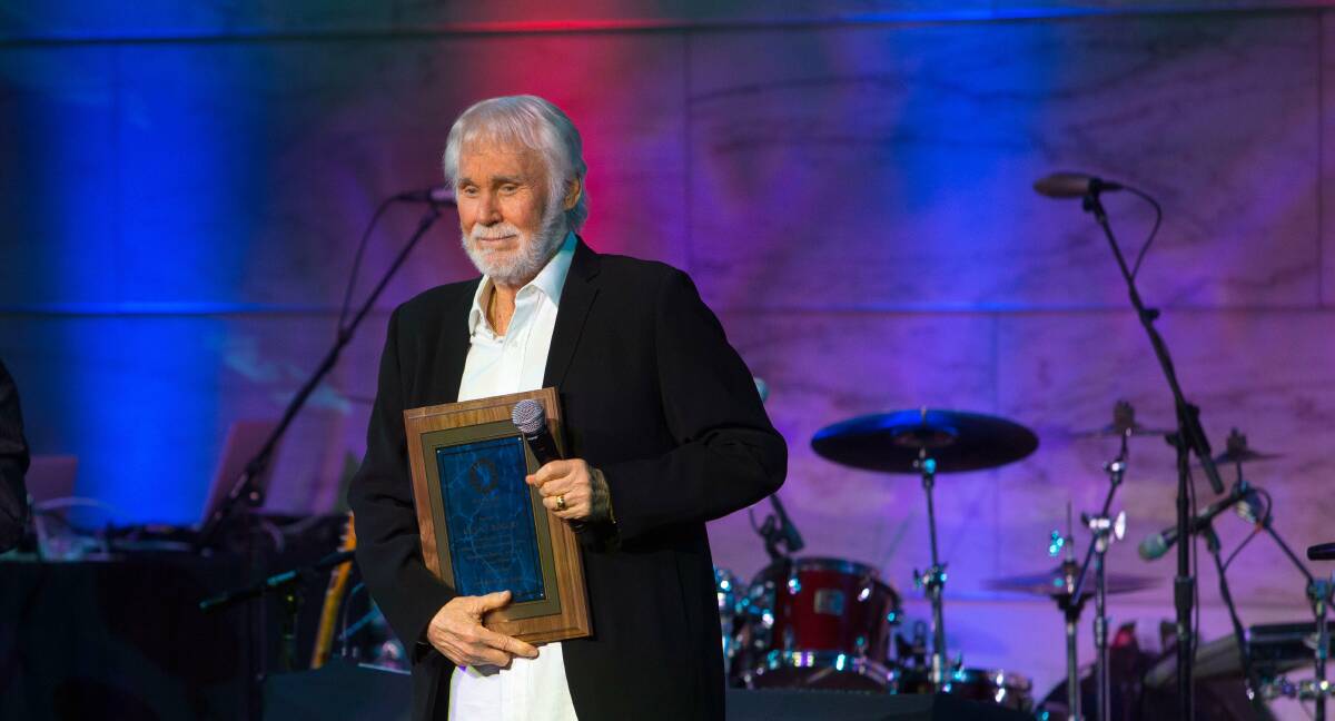 Kenny Rogers at the National Museum of American History.