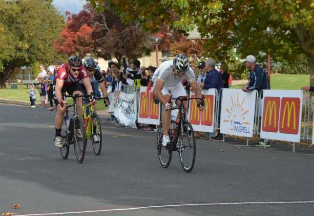 HARD CORE: Mark Jeffrey sprints to the finish line to take third place in division three at this year's Grafton to Inverell. Photo: Harold Konz.