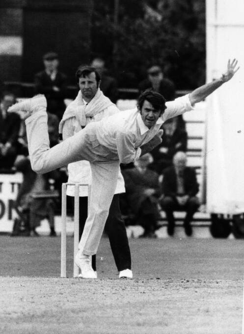 ONE OF A KIND: News John Gleeson, one of Tamworth's greatest sporting products, died on Friday sent shockwaves through the cricket community. Photo: Getty Images