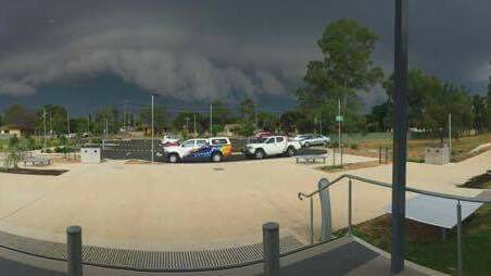 DARK DAYS: Heavy rain and strong winds lashed Tamworth on Thursday afternoon, three days after a freak storm hit. Photo: Jeremy Dryden