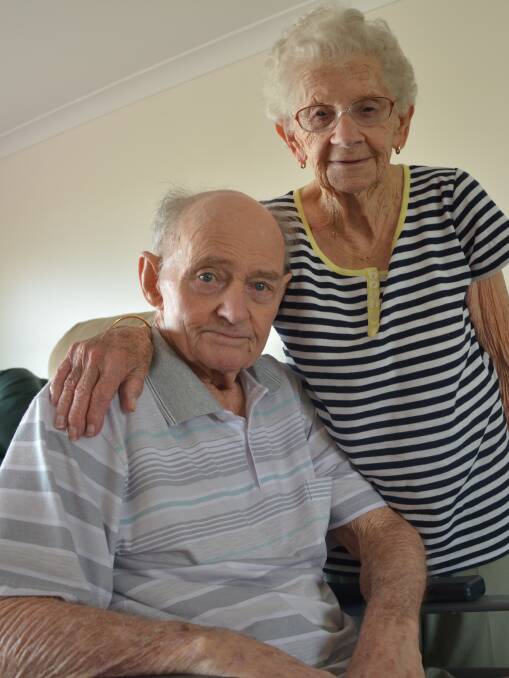 NO FUSS: Inverell's Lyndsay and Val Smith have been married for 72 years. Photo: Merilyn Vale