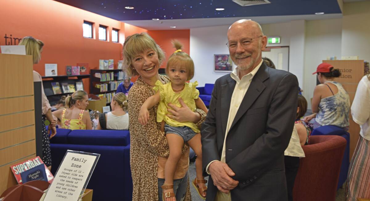 NEW PAGE: Tamworth ambassador for the Dolly Parton Imagination Library, Ashleigh Dallas, pitcured with her daughter Harriet and global CEO for the program David Dotson. Photo: Billy Jupp