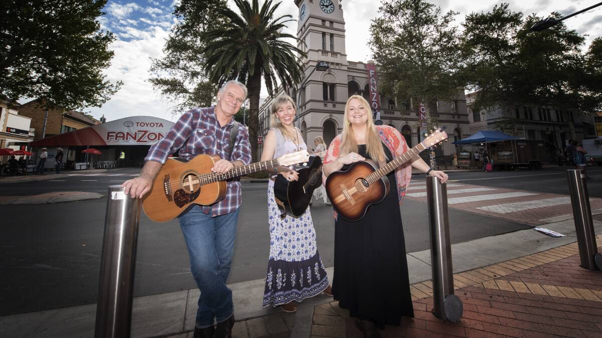 BIG PERFORMANCE: Kevin Bennett, Felicity Urquhart and Lyn Bowtell will perform at the Golden Guitar Awards on Saturday night. Photo: Peter Hardin