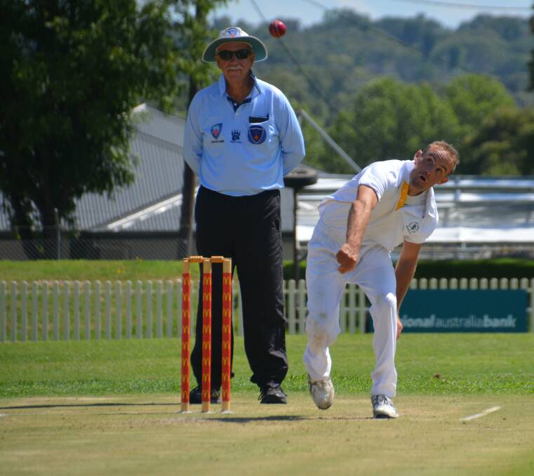 Steaming in: Armidale's John Elliott delivers this delivery during his side's four-wicket success against Moree on Sunday. Picture: Darrel Whan