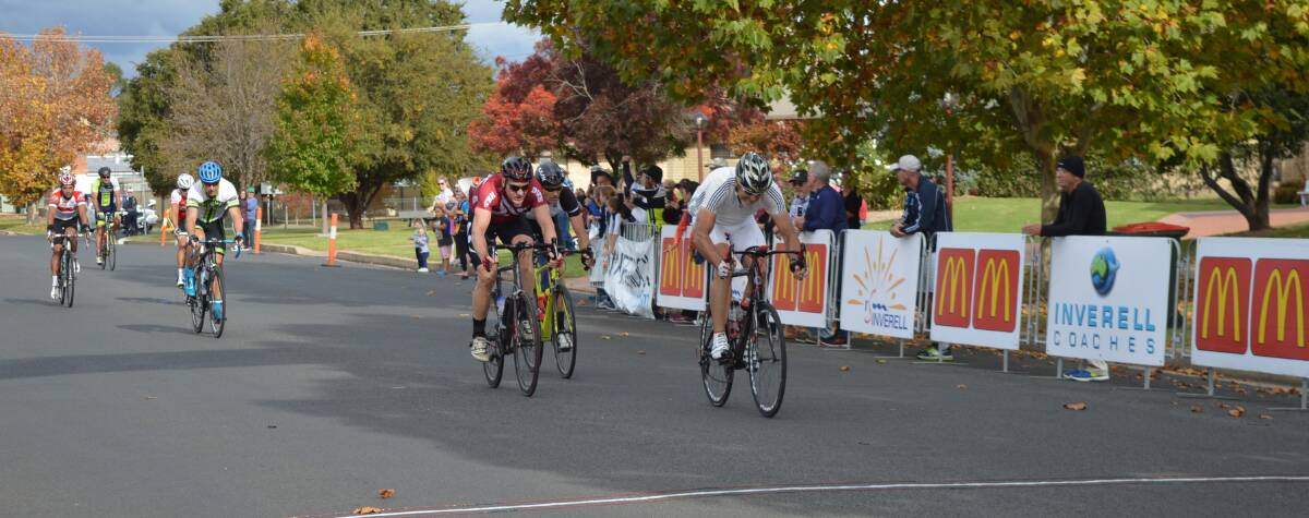 Top ride: Tamworth's Mark Jeffrey sprints to the finish line to take third place in Division 3 in his Grafton to Inverell return. Photo: Harold Konz.