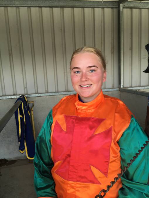Maitland's Lily Hosking drove her first Tamworth winner on Sunday.