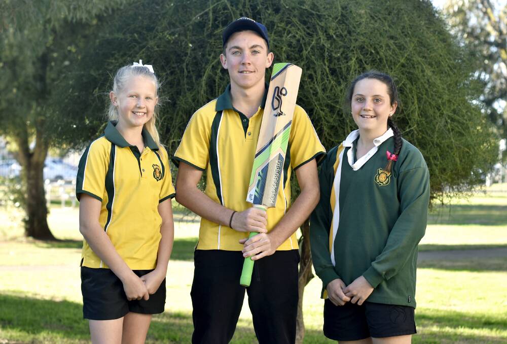 Talented trio: Gunnedah High School students (L-R) Dakota Milne, Adam McGuirk and Claire McGuirk played for NSW at the recent junior indoor cricket nationals.