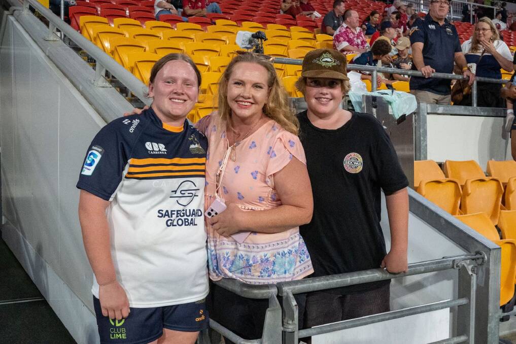 Maslen with aunt Jodi Buggy and cousin Max Buddy, who were in the crowd at Suncorp Stadium. 