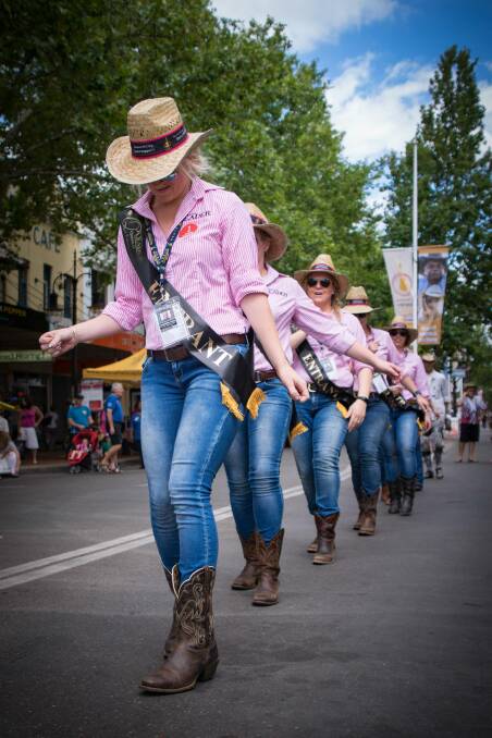 There were photos of me learning the moves. They were mysteriously and unfortunately destroyed in a series of small fires. I hope, in place of them, these shots of our incredibly awesome Tamworth Country Music Queens (who are far better versed in the moves) will make a better replacement.