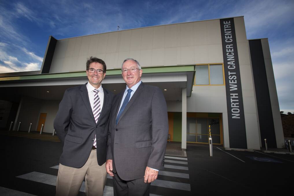 FLYING VISIT: Tamworth MP Kevin Anderson with Health Minister Brad Hazzard on a quick visit to the hospital. Photo: Peter Hardin 180417PHC047