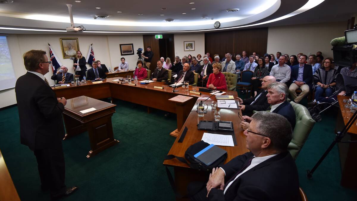SCENES: Tamworth Regional Council meetings could soon be livestreamed following a tste government initiative. Photo: Gareth Gardner