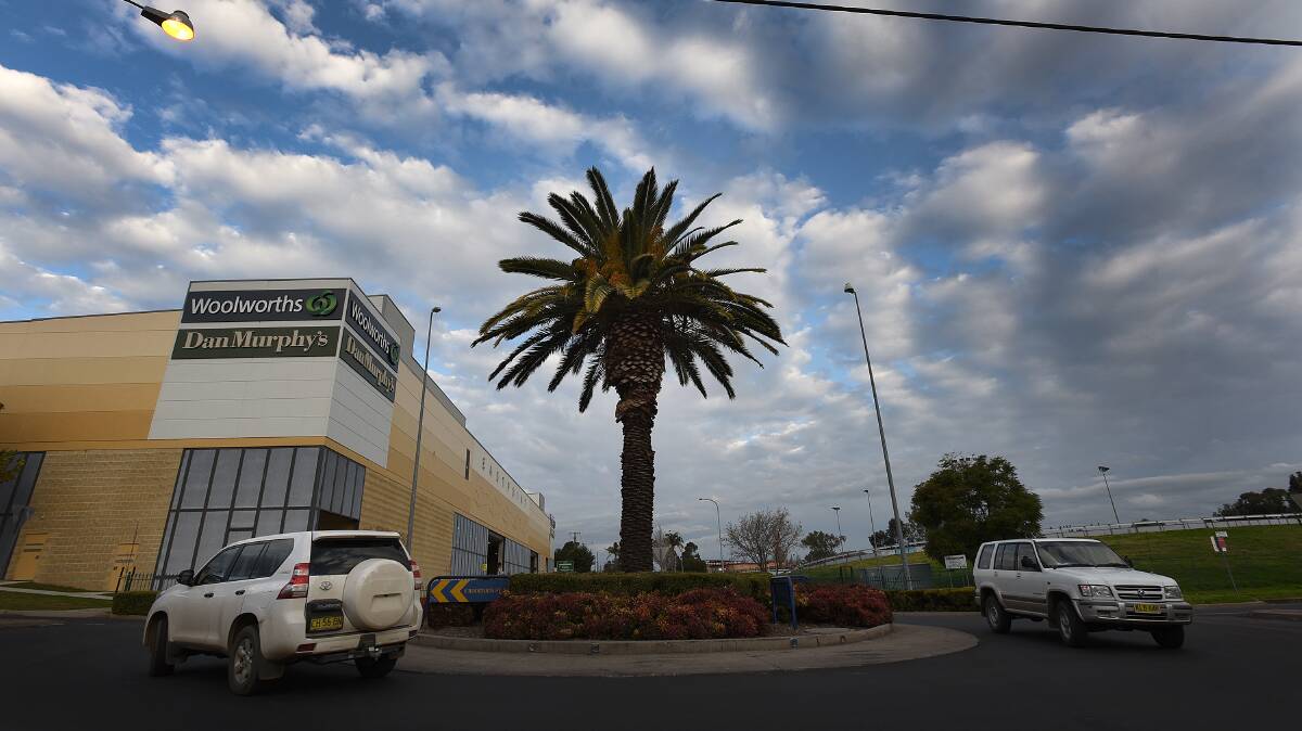 UNDER THE HAMMER: The Eastpoint shopping centre is up for sale less than a year after Woolworths and Dan Murphy's opened their doors. Photo: Gareth Gardner 040716GGE01