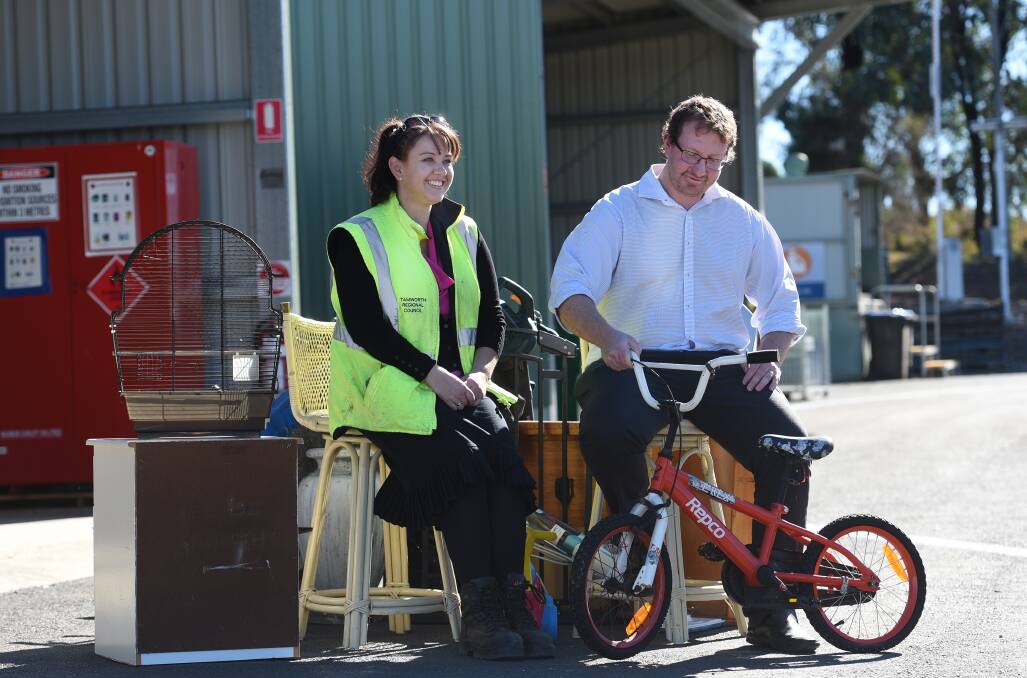AUDIT ANSWERS: Angela Dodson with Dan Coe who wants to improve commercial recycling in Tamworth. Photo: Gareth Gardner 150617GGB04