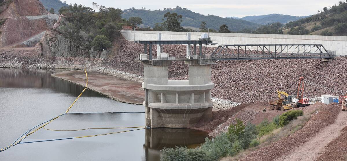 DRY TIMES: Chaffey Dam just weeks after the $46 million expansion was completed and strict conservation measures were in place. Photo: Geoff O'Neill 180516GD03