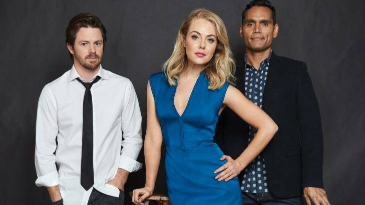 <i>The Wrong Girl</i>, based on the bestselling book by Zoe Foster Blake, stars Ian Meadows, Jessica Marais and Rob Collins. Photo: Network Ten
