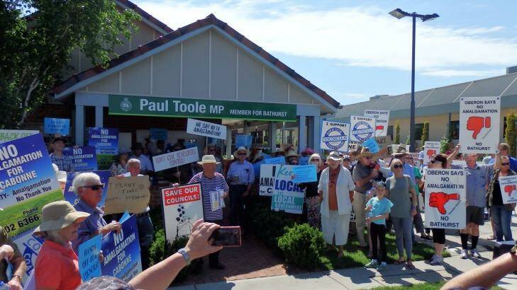 An anti-merger protest outside Bathurst MP Paul Toole's office last year. Photo: Supplied