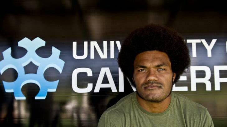 Henry Speight watches the Brumbies train on Friday. Photo: Jay Cronan