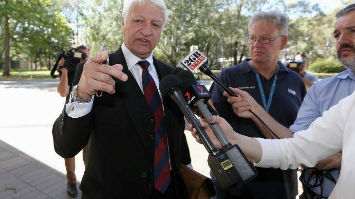 Independent MP Bob Katter plans to introduce legislation calling for a commission of inquiry into the banking industry.  Photo: Alex Ellinghausen