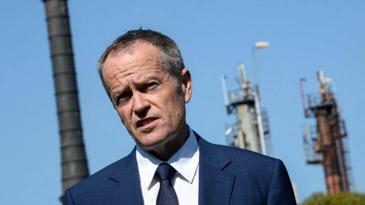 The Age, News 18/04/2017, picture by Justin McManus. Opposition Leader Bill Shorten visiting Qenos who is a manufacturer of polyethylene and relies on gas to power its plant. Shorten doing a doorstop in from of the Plant. Photo: Justin McManus