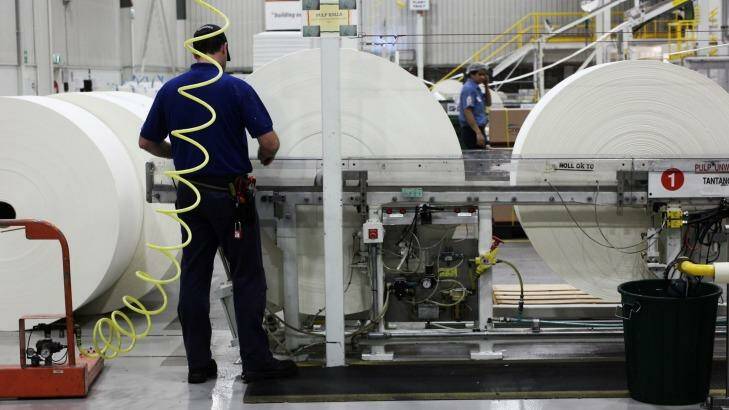 Australian manufacturing workers fear job losses to foreign workers. Photo: Louie Douvis
