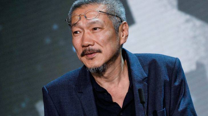 Hong Sang-soo receives the Silver Shell for Best Director Award for the film "Yourself and Yours". Photo: Carlos Alvarez
