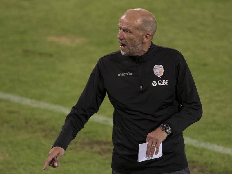 Perth A-League coach Kenny Lowe has urged Western Sydney fans to behave themselves.