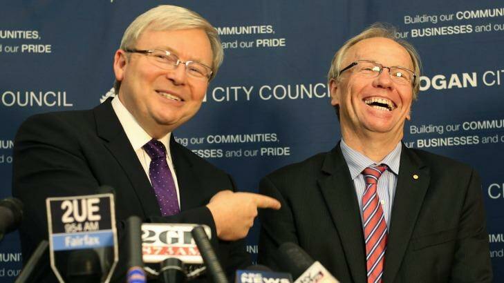 Then-prime minister Kevin Rudd's 'captain's call' saw Peter Beattie replace Des Hardman for Labor on the Forde ballot paper in 2013. Photo: Andrew Meares