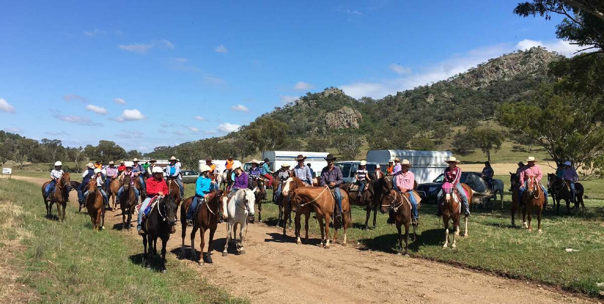 Riders ready to head out and experience the majestic views on the Wallabadah P & C Trial ride.