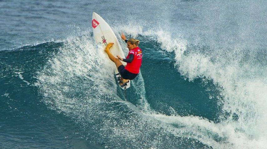 Stephanie Gilmore beat Pauline Ado and Paige Hareb in Heat 2 of the Margaret River Pro. Photo: ASP/Twitter.