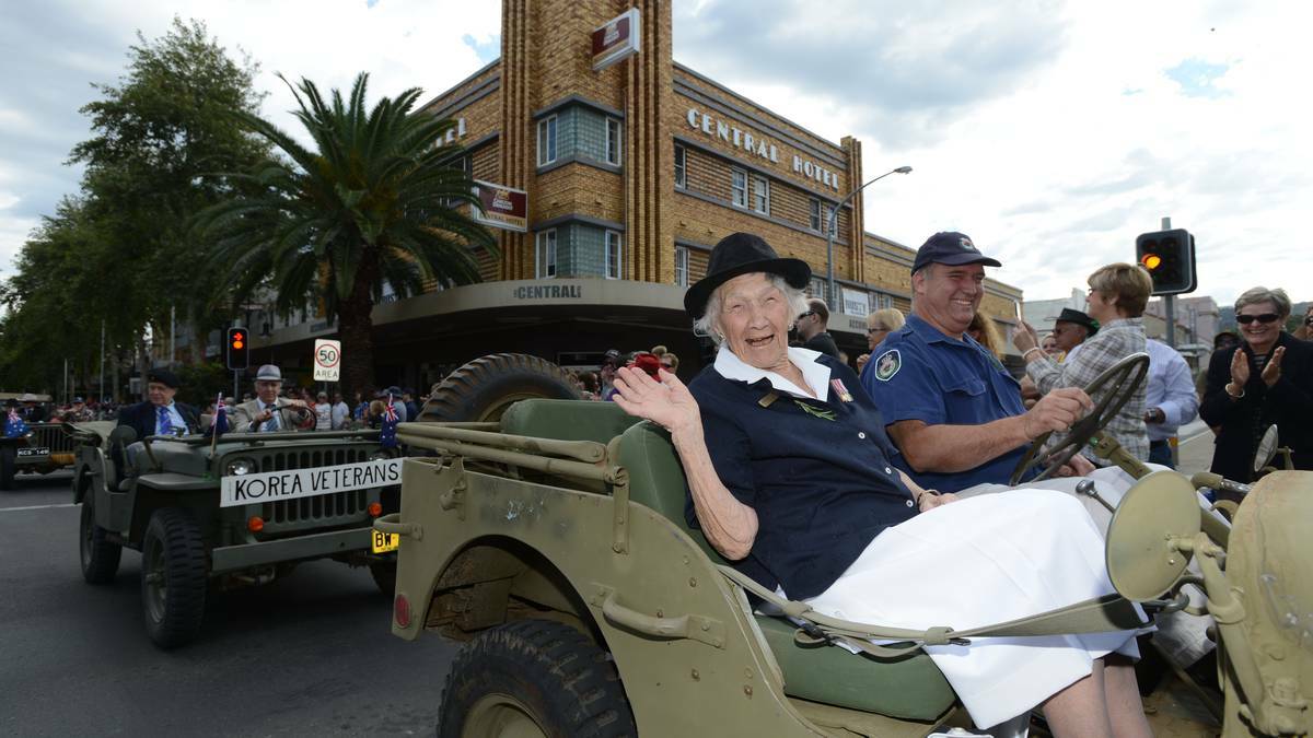 TAMWORTH: Residents ride in the Anzac Day March. Photo: Barry Smith, The Northern Daily Leader. 