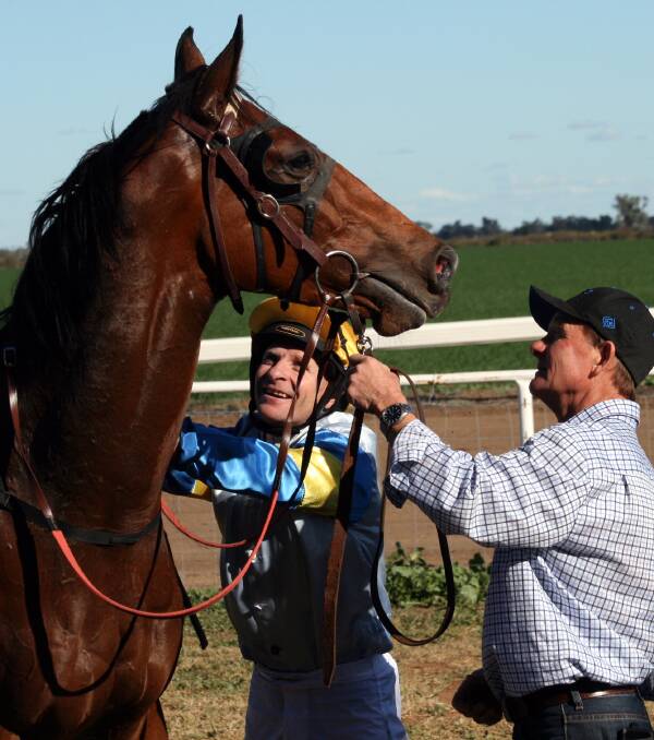 Dungiven with jockey Tim Phillips and trainer Peter Sinclair after winning at last year’s Mallawa meeting.