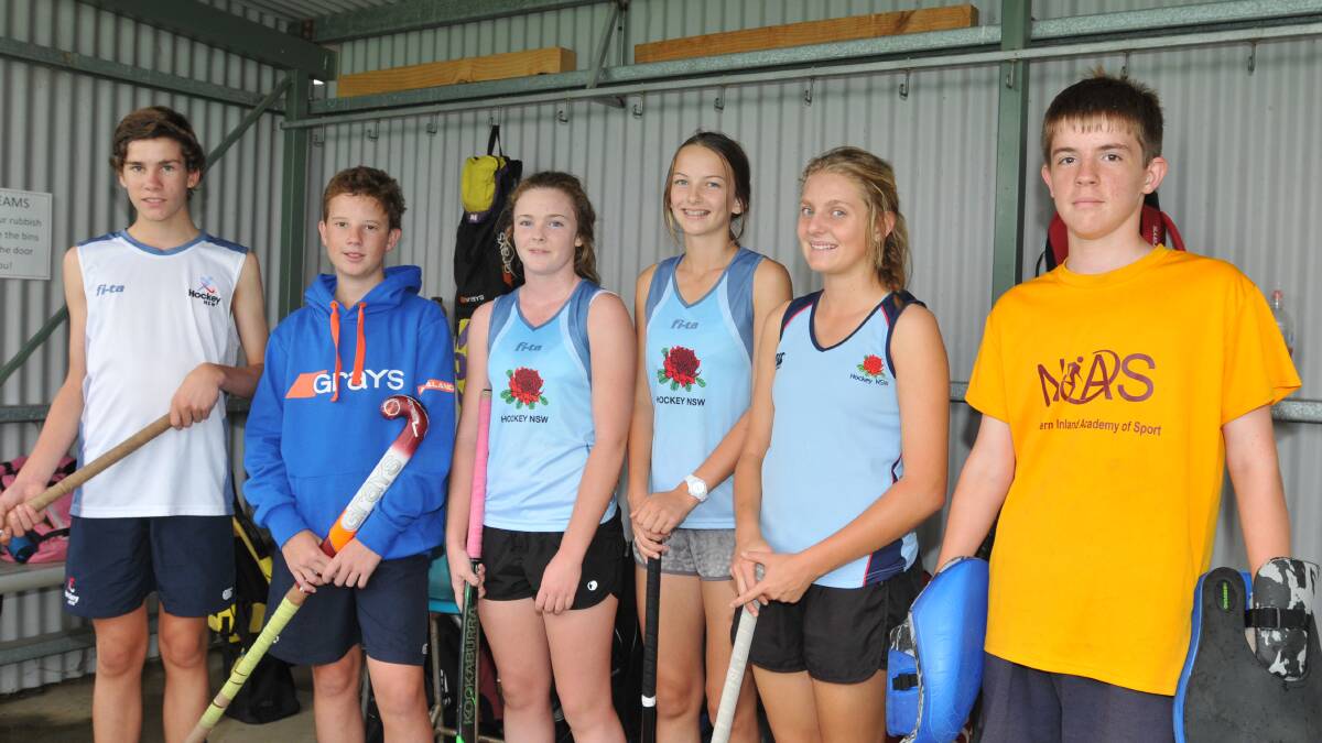 Perth and Hobart-bound for national under 15 hockey championships are (from left) Jeremy Blakely, Ehren Hazell, Emily Chaffey, Kate Reynolds, Abigail Doolan and  Mitchell Lewin. Photo: Geoff O’Neill 270314GOC02