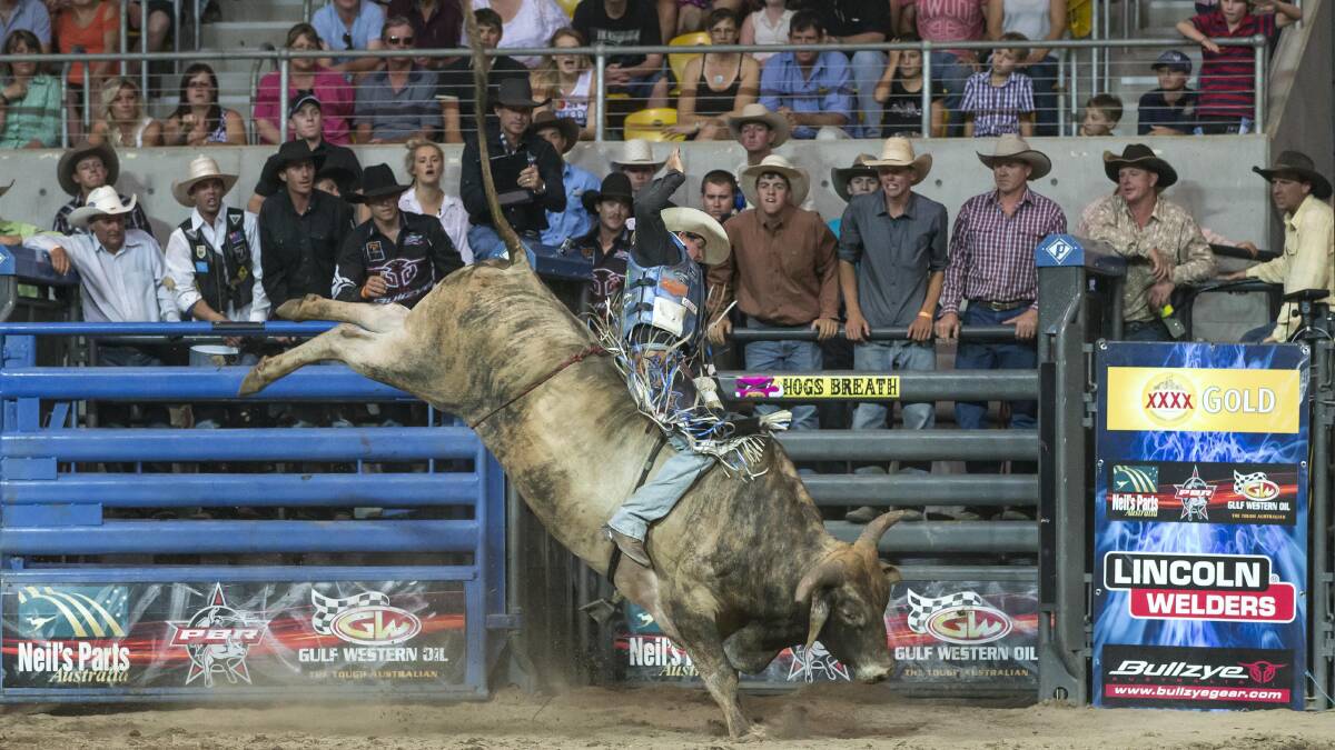 David Mason on Delta 32 for 88 points in the Championship Round of the 2014 PBR Tamworth Invitational at the Australian Equine and Livestock Events 
Centre (AELEC).