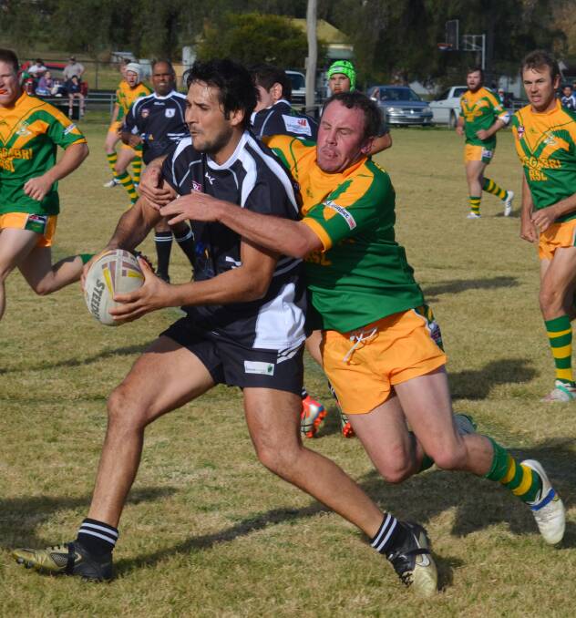 Kaidyn Saunders was strong on the ball last week for Werris Creek and will be looking to get on the board against last-placed Manilla, while tackler Daniel Poss will lead Boggabri’s charge from the halves at home against Walcha today. Photo: Chris Bath 160515CBA10