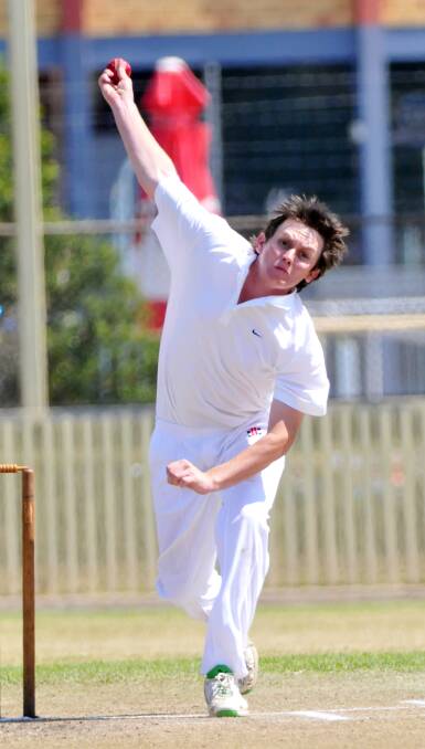 Gravesend skipper Kurt Daley will be ripping in with the ball for his unbeaten side in today’s Bingara District Cricket Association grand final against Horton at Gravesend. 
Photo: Geoff O’Neill 271013GOC01