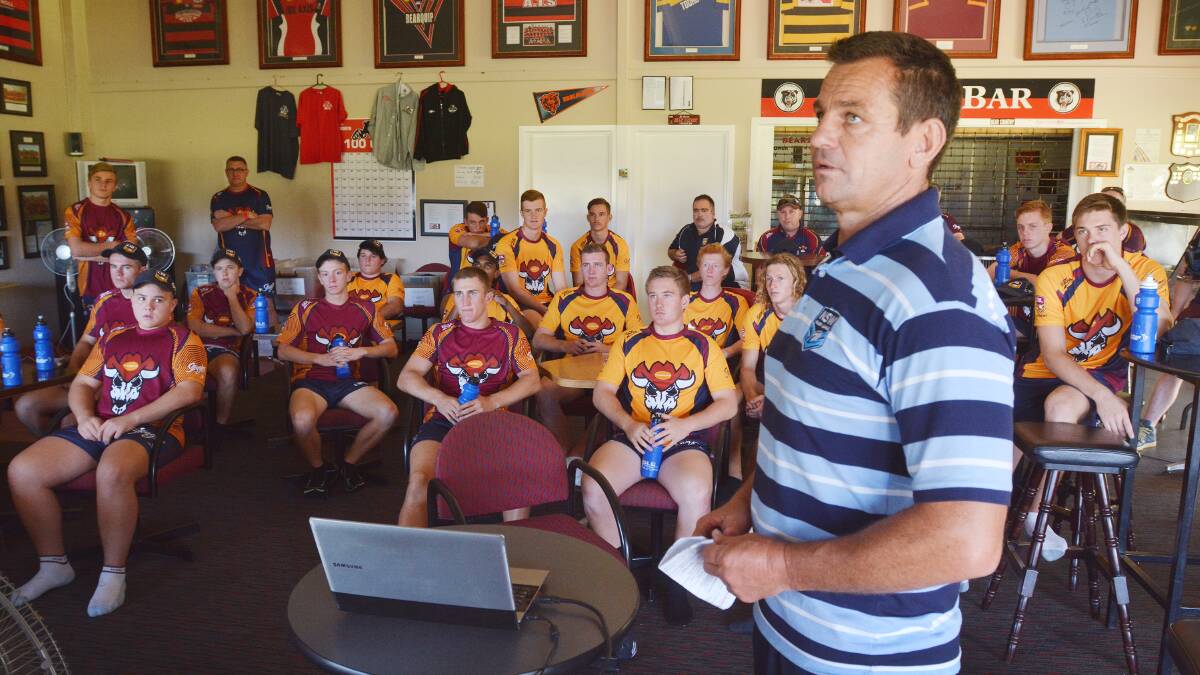 State Of Origin assistant coach Matt Parish oversees a video presentation to the GNA squad at Jack Woolaston Oval 
yesterday. Photo: Barry Smith 010215BSC03