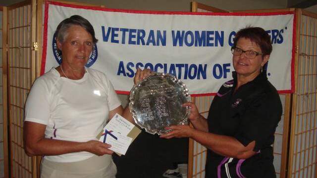 Cheryl Cooper, left, and Anne Baillie won the 4BBB at last week’s NSW veterans’
tournament.