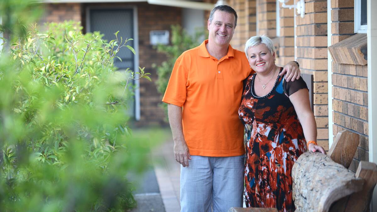 WELCOME FACES: Golden Grain Motel owners Anthony and Sheree Painter are not surprised Tamworth has been voted Australia’s ‘perfect country town’. They say it’s a message they hear from guests regularly. Photo: Barry Smith 201114BSF03