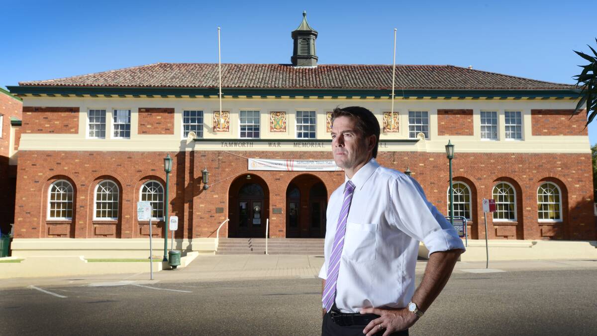 EASING THE SQUEEZE: Tamworth MP Kevin Anderson, in partnership with The Northern Daily Leader, will host a BIll Buster Forum at the town hall next month. Photo: Barry Smith  240214BSA08