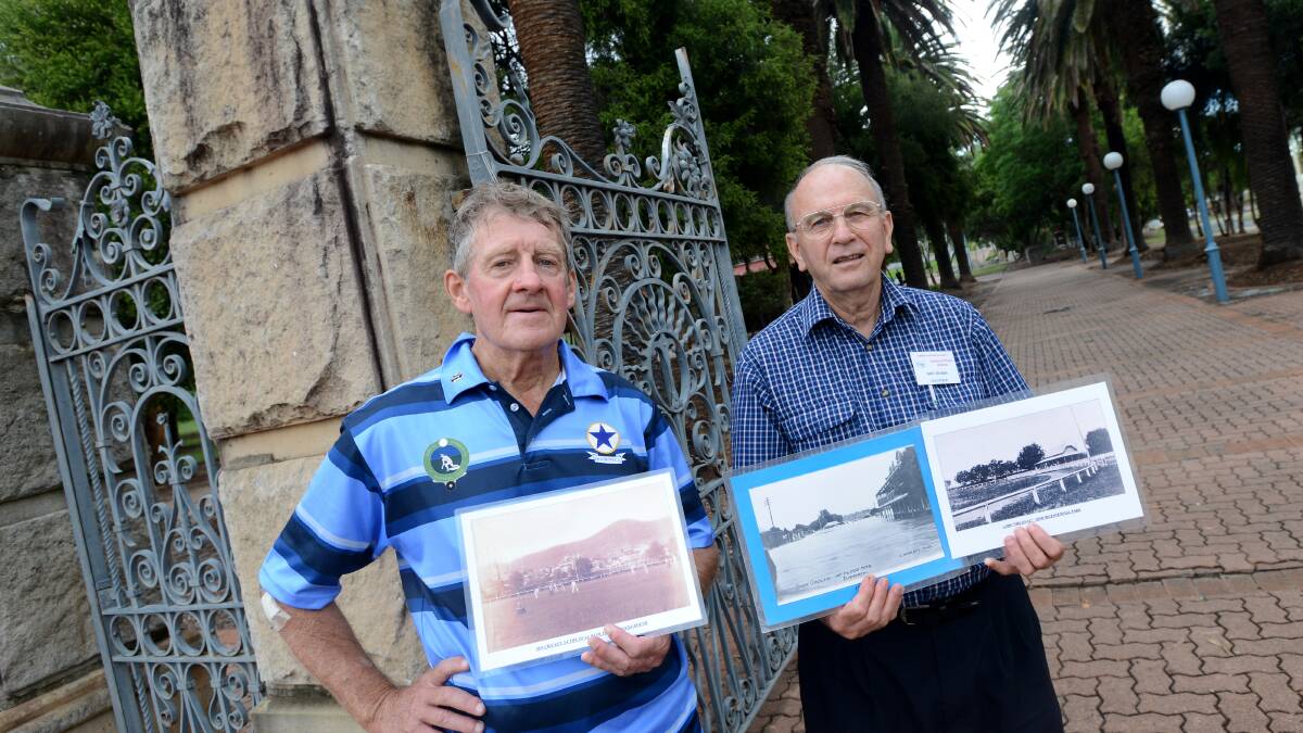 RIVER WALK:  Mike 
Cashman, left, and Rod Hobbs will lead a special heritage walk along Kable Ave on Sunday that will look history gone by. Photo: Gareth 
Gardner 240314GGE03