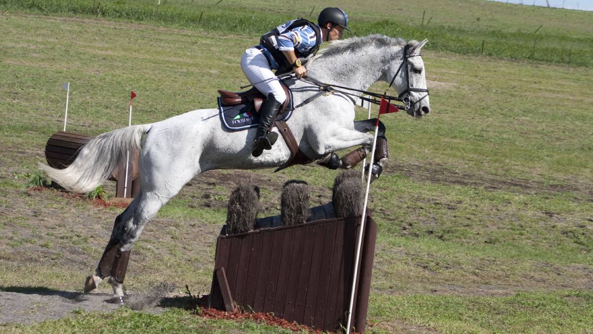 Shane Rose and CP Qualified were almost faultless in the CNC2* at the Quirindi ODE, just missing out on first place by a nose. Photo: Furdography